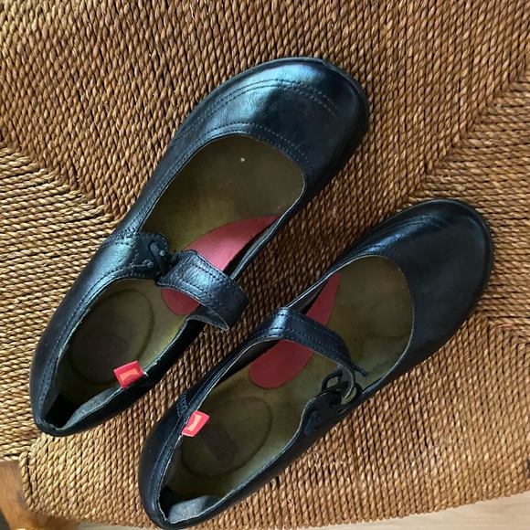 Women’s Camper Mary Jane Heel size 8 - Picture 2 of 3